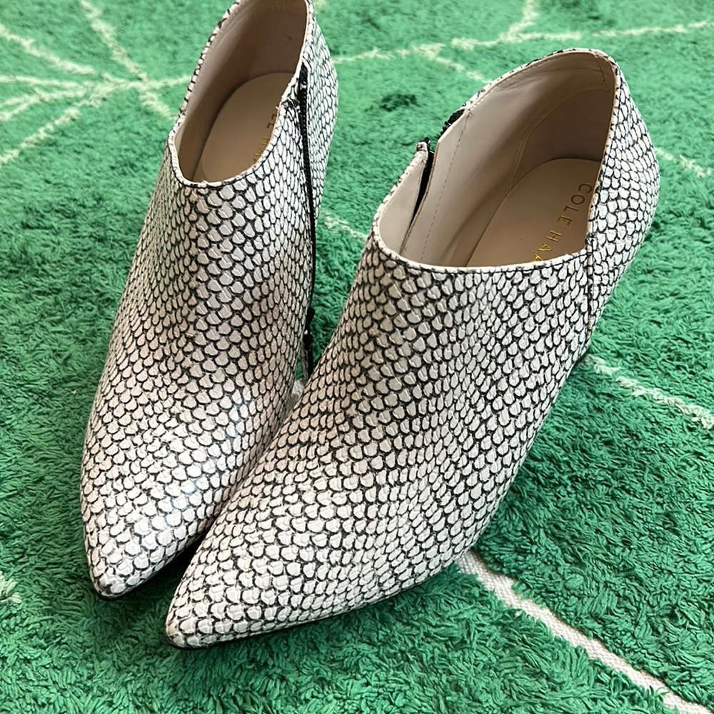 NWT Cole Haan vestry bootie, size 8.5